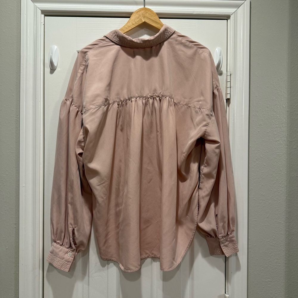 We The Free Love Until Tomorrow Shirt Small Hi Low Poet Blouse Pink Boho - Picture 3 of 11